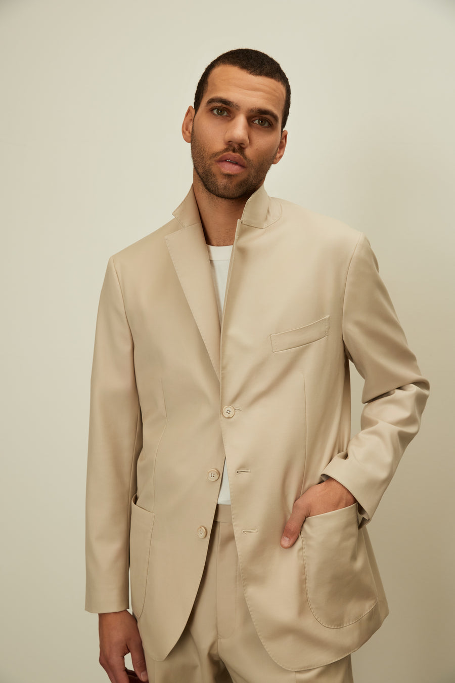 01 -Suit Jacket - Cream