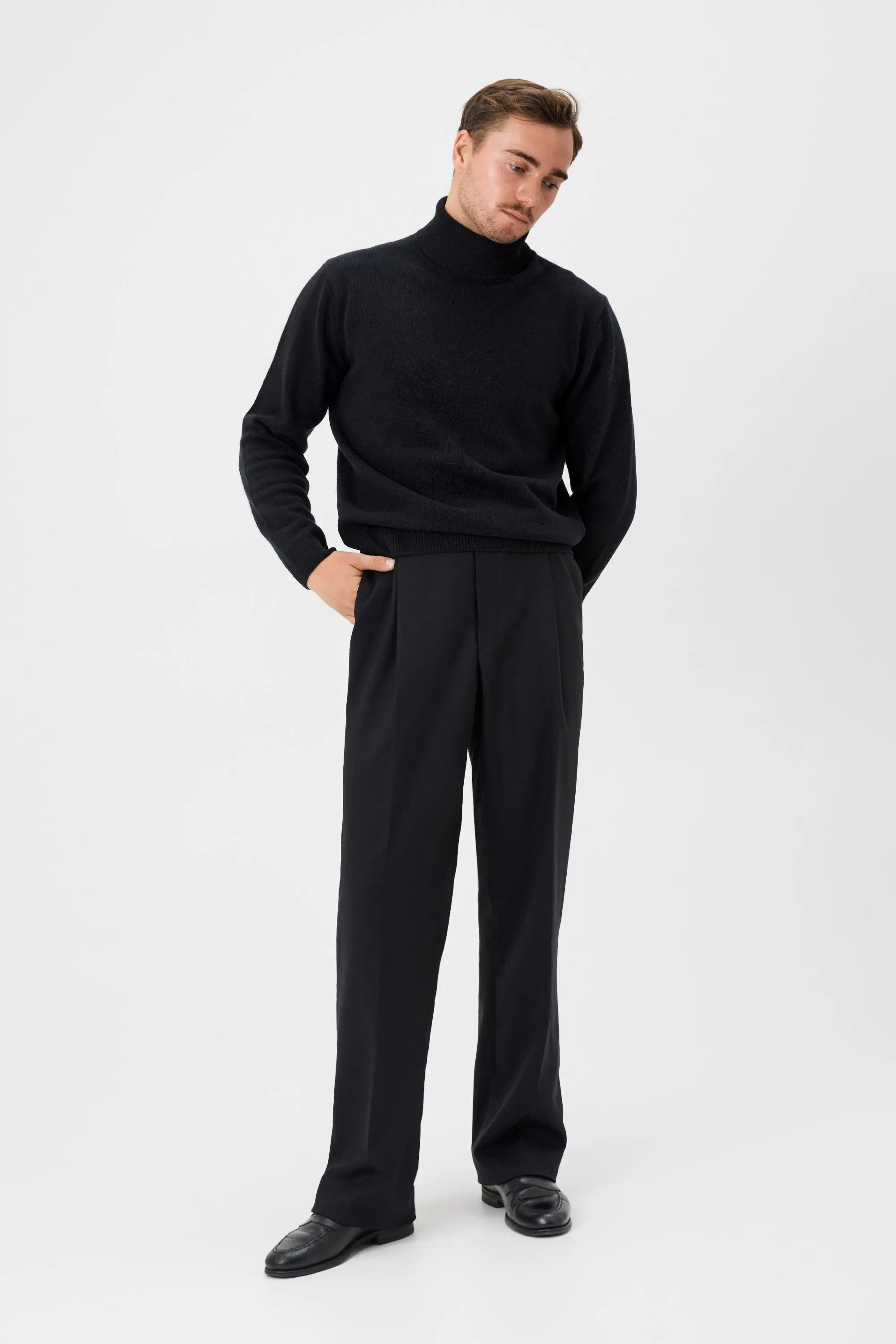 03 - Roll Neck - Wool - Black Giabe